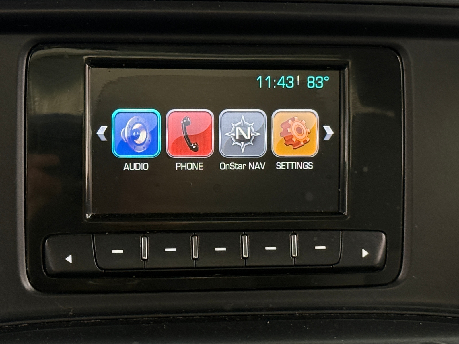 Thumbnail: 2015 Chevrolet Silverado 1500 - 4