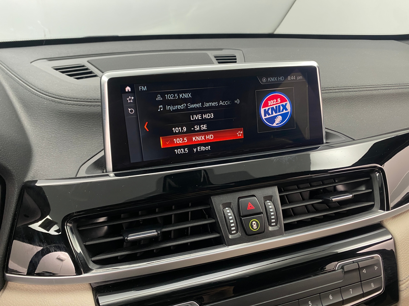 Thumbnail: 2021 BMW X1 - 3