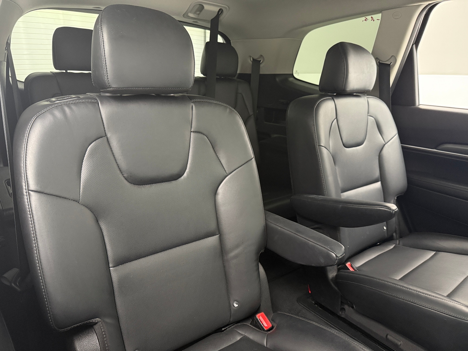 Thumbnail: 2020 Kia Telluride - 5