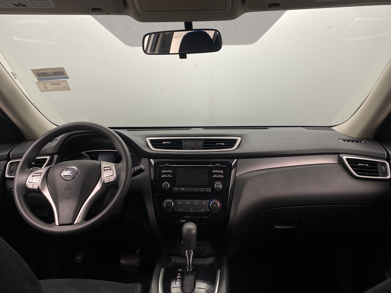 Thumbnail: 2016 Nissan Rogue - 3