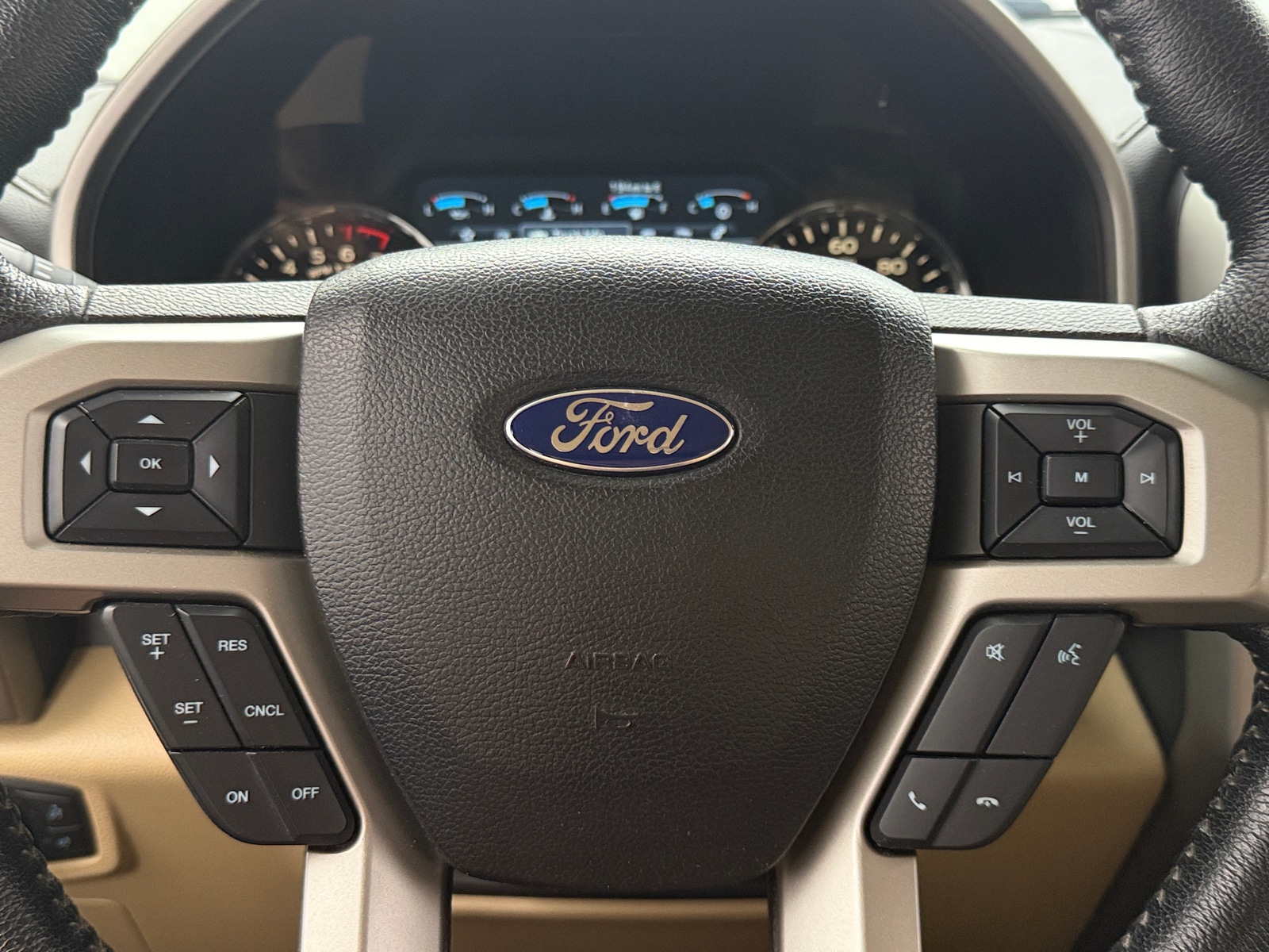 Thumbnail: 2016 Ford Econoline - 4