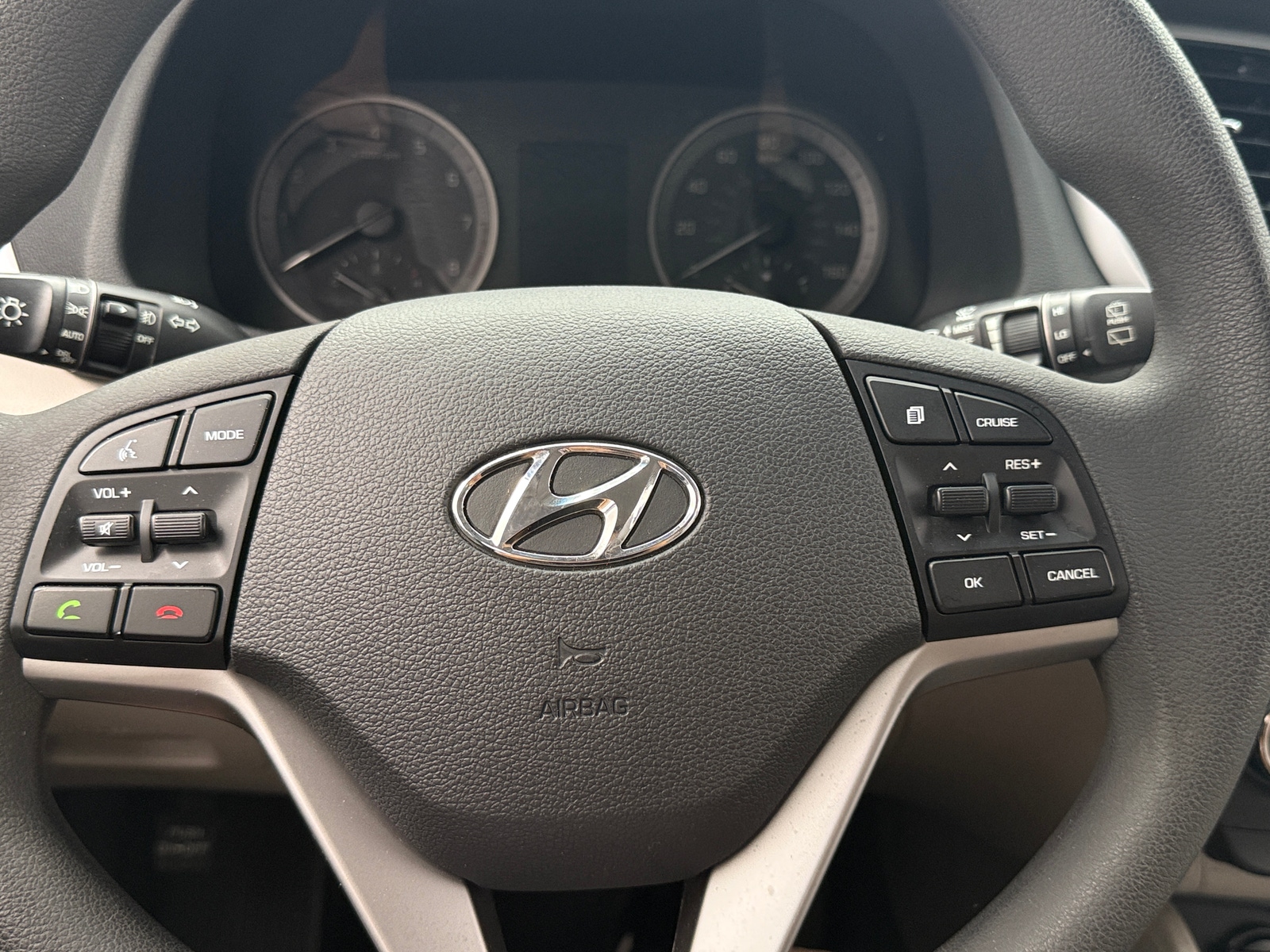 Thumbnail: 2018 Hyundai Tucson - 5