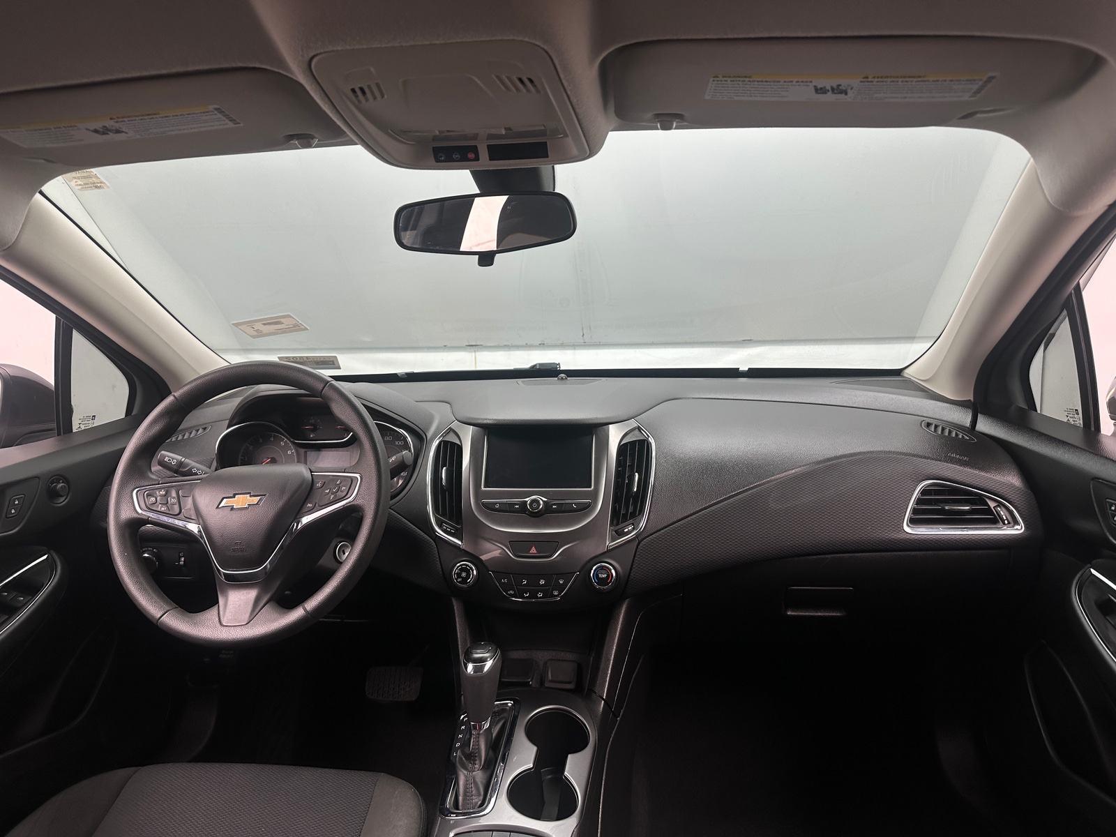 Thumbnail: 2016 Chevrolet Cruze - 3