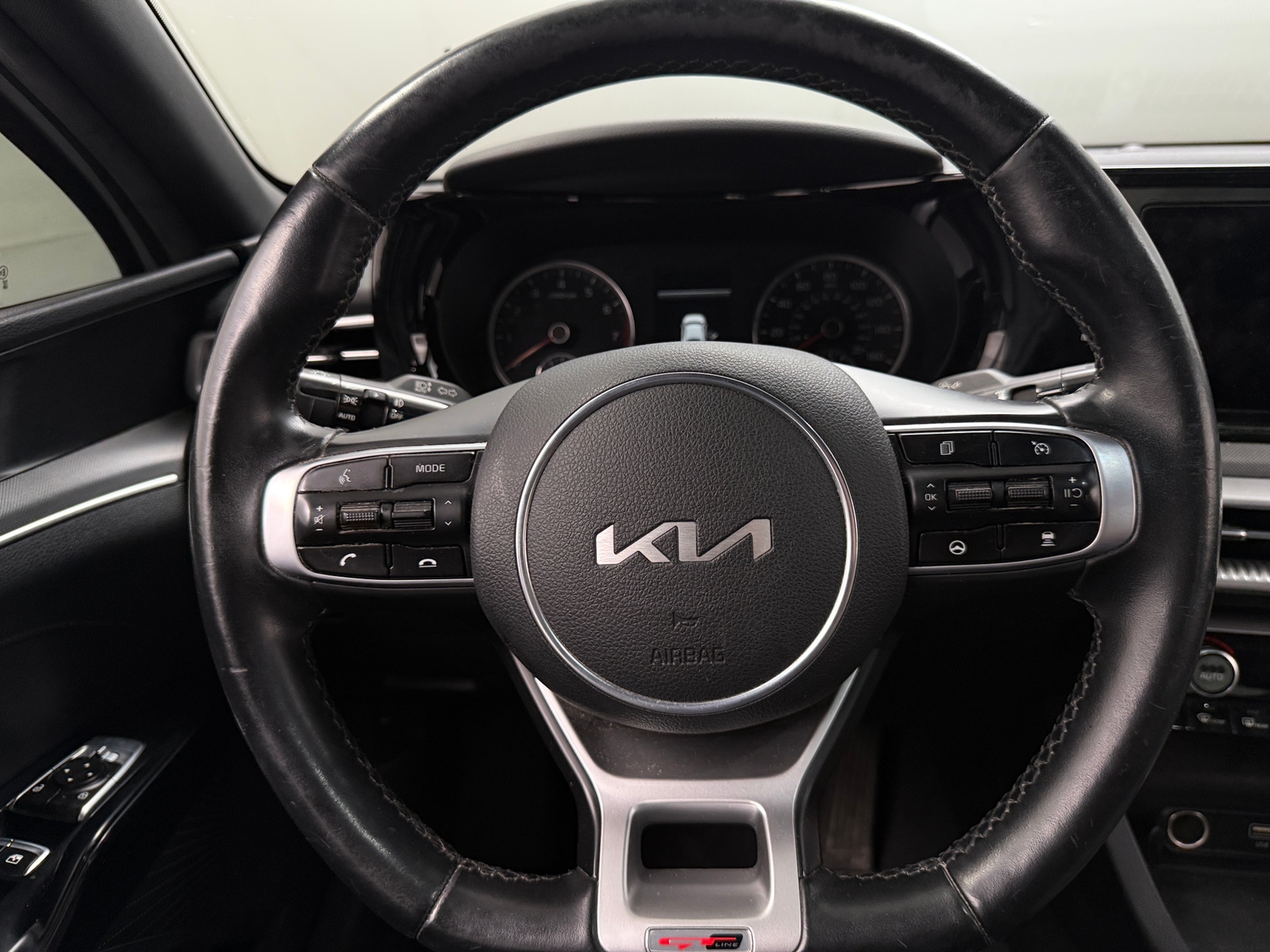 Thumbnail: 2022 Kia K5 - 4