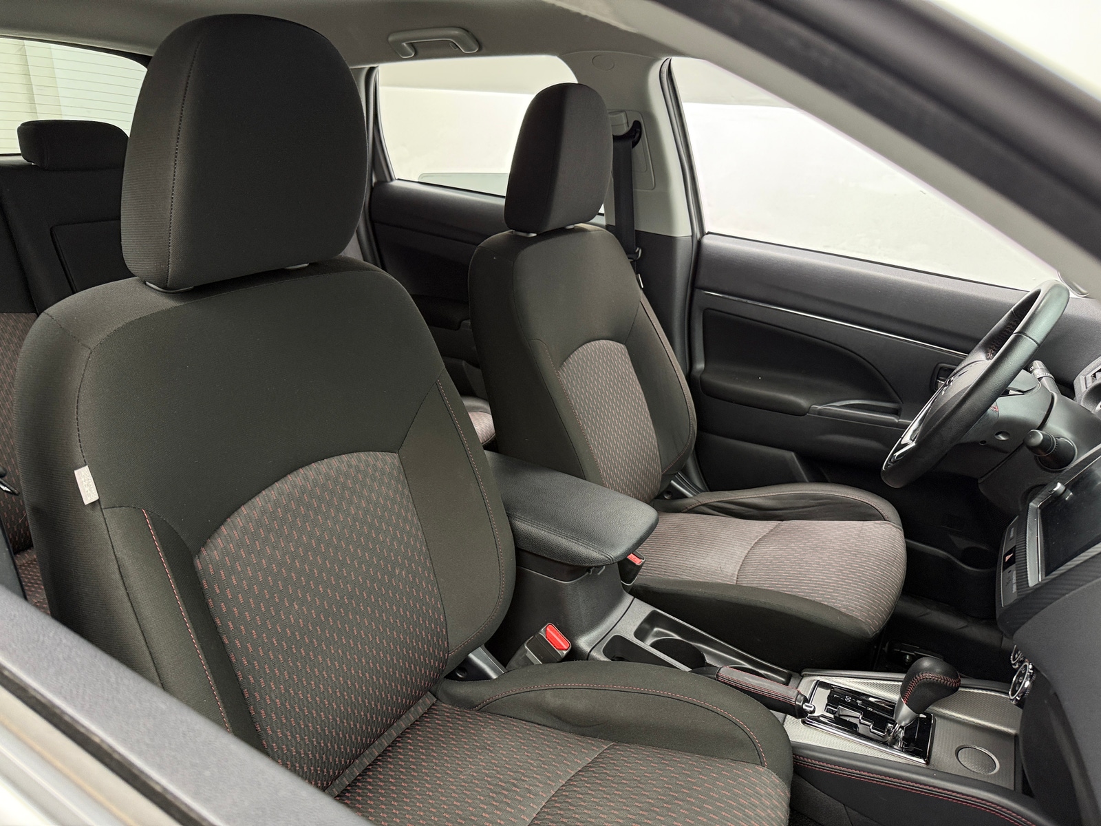 Thumbnail: 2019 Mitsubishi Outlander Sport - 2