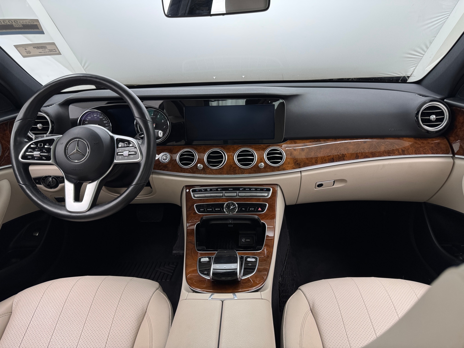 Thumbnail: 2019 Mercedes-Benz E-Class - 2