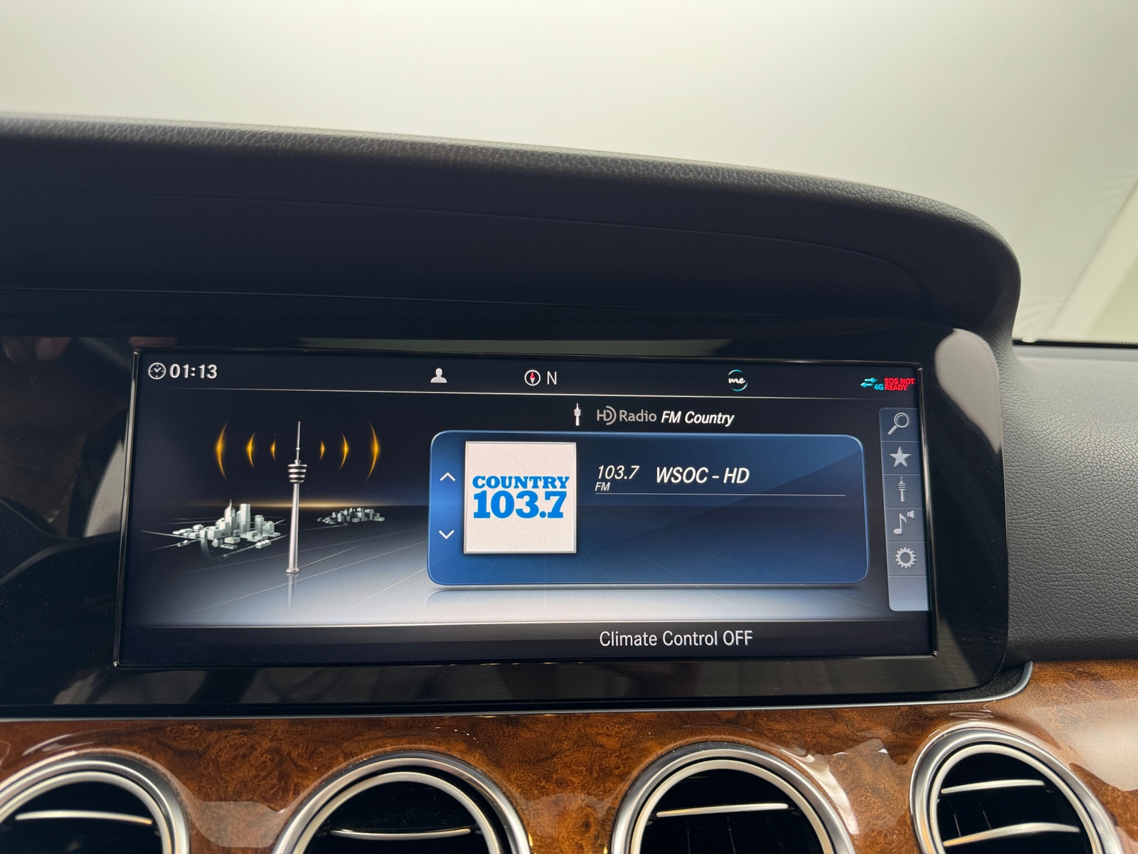 Thumbnail: 2019 Mercedes-Benz E-Class - 3