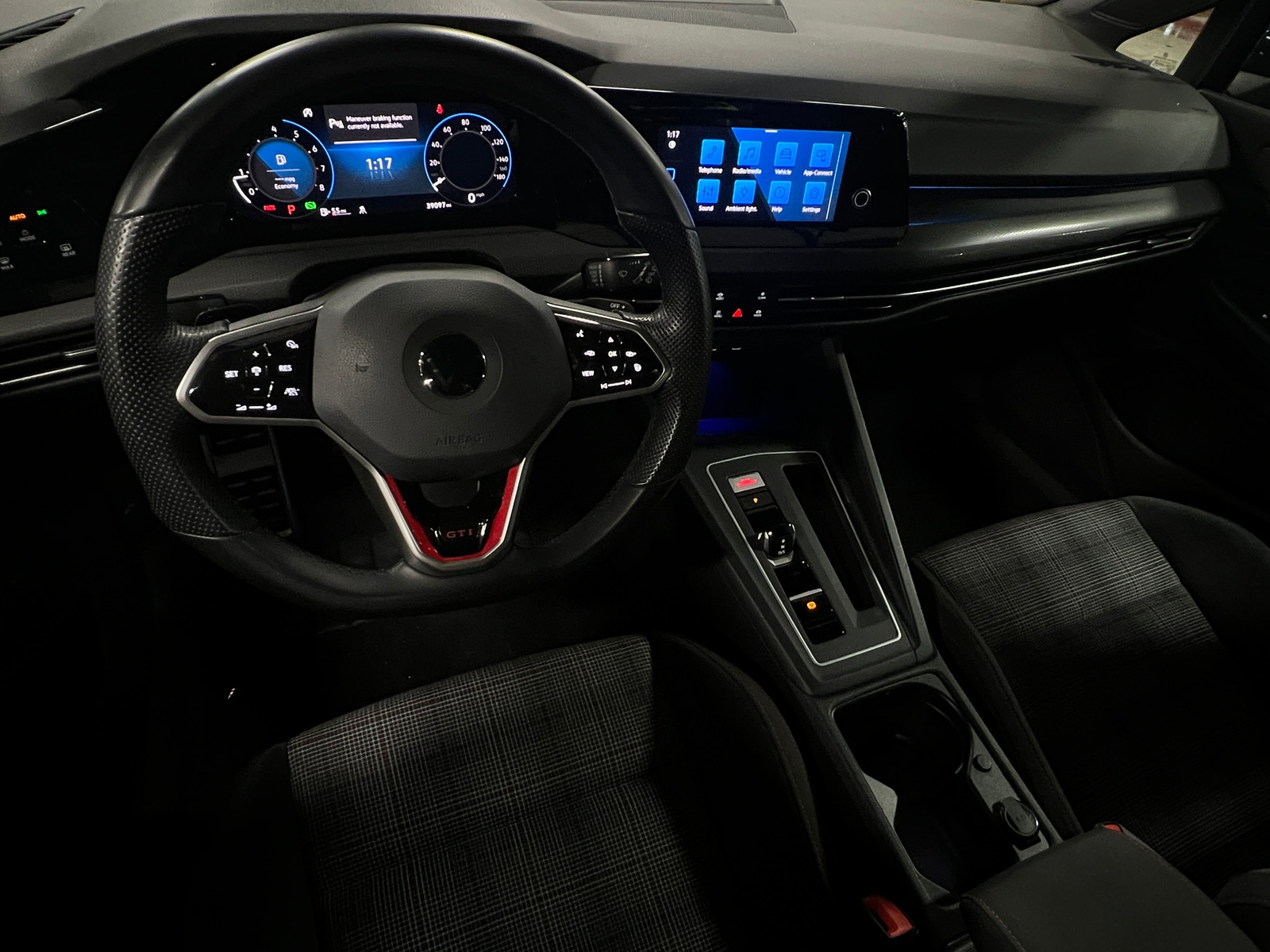 Thumbnail: 2022 Volkswagen Golf - 3