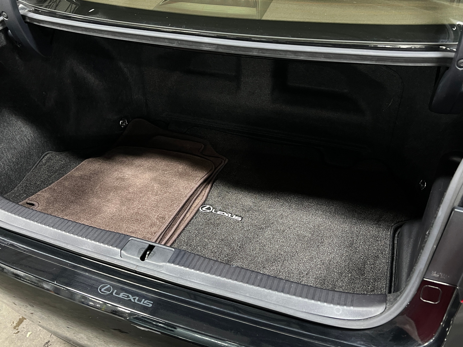 Thumbnail: 2016 Lexus ES - 6