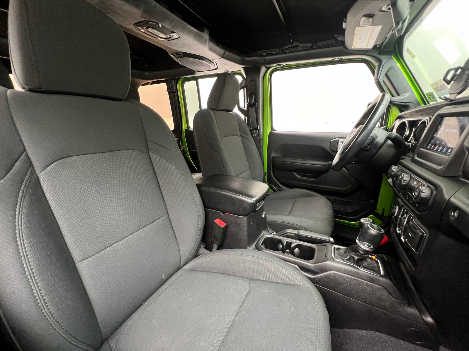 Thumbnail: 2019 Jeep Wrangler - 2