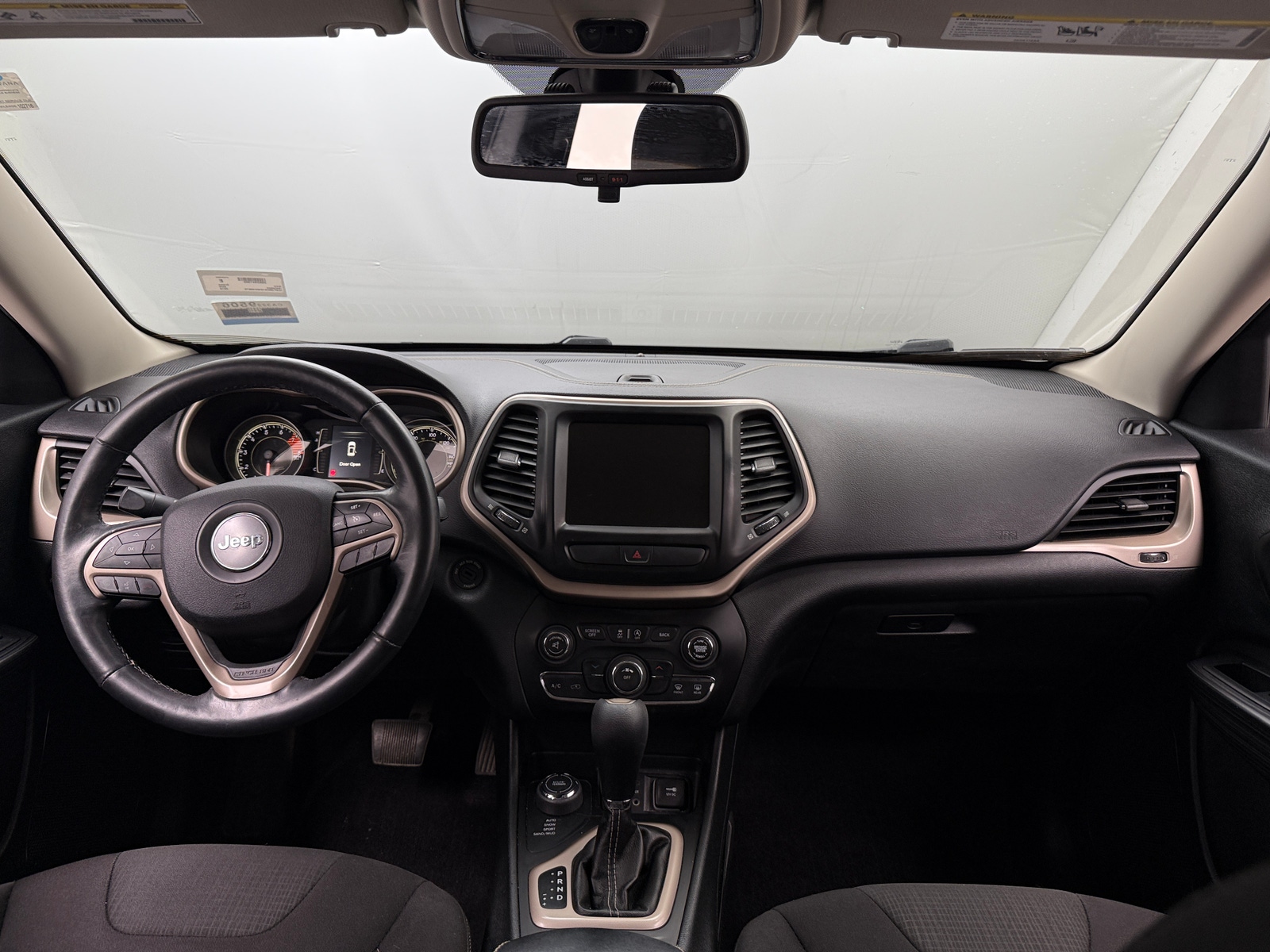 Thumbnail: 2016 Jeep Cherokee - 3