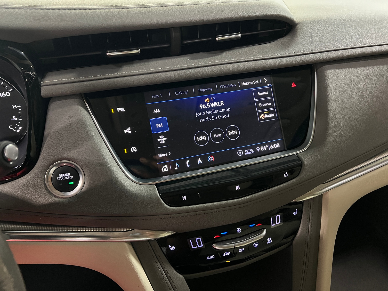 Thumbnail: 2020 Cadillac XT5 - 3