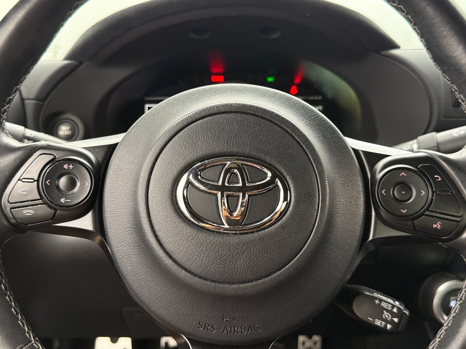 Thumbnail: 2023 Toyota GR86 - 4