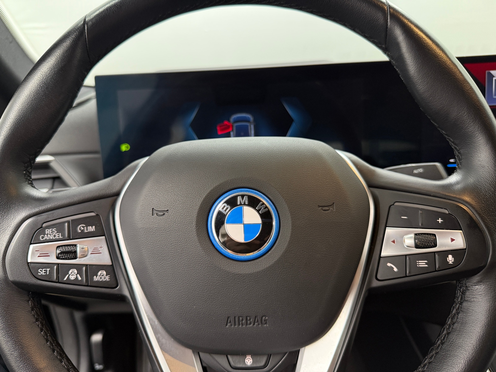 Thumbnail: 2024 BMW i4 - 3