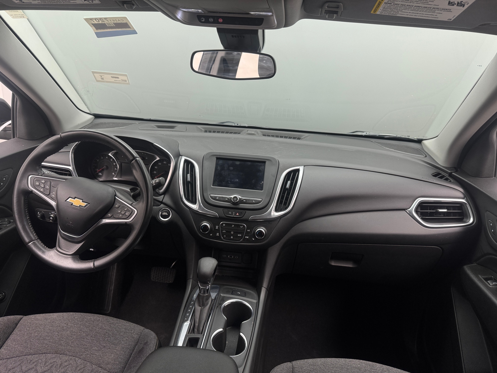 Thumbnail: 2022 Chevrolet Equinox - 3