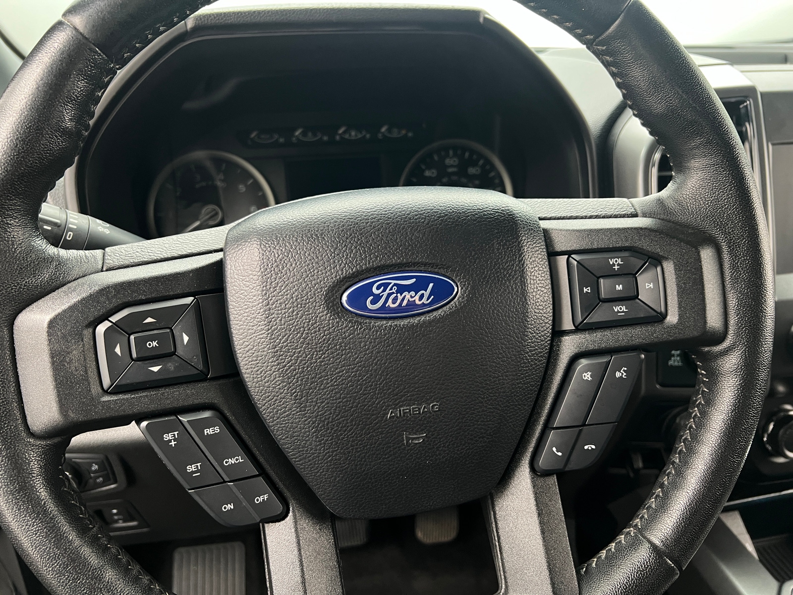 Thumbnail: 2020 Ford Econoline - 5