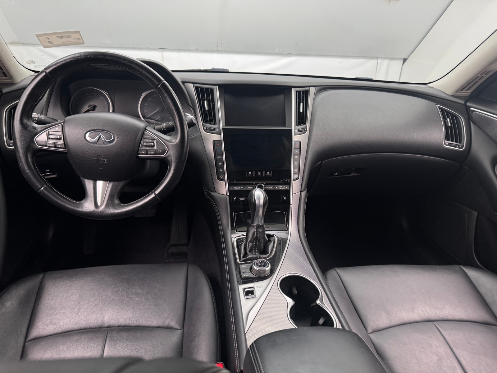 Thumbnail: 2015 INFINITI Q50 - 2