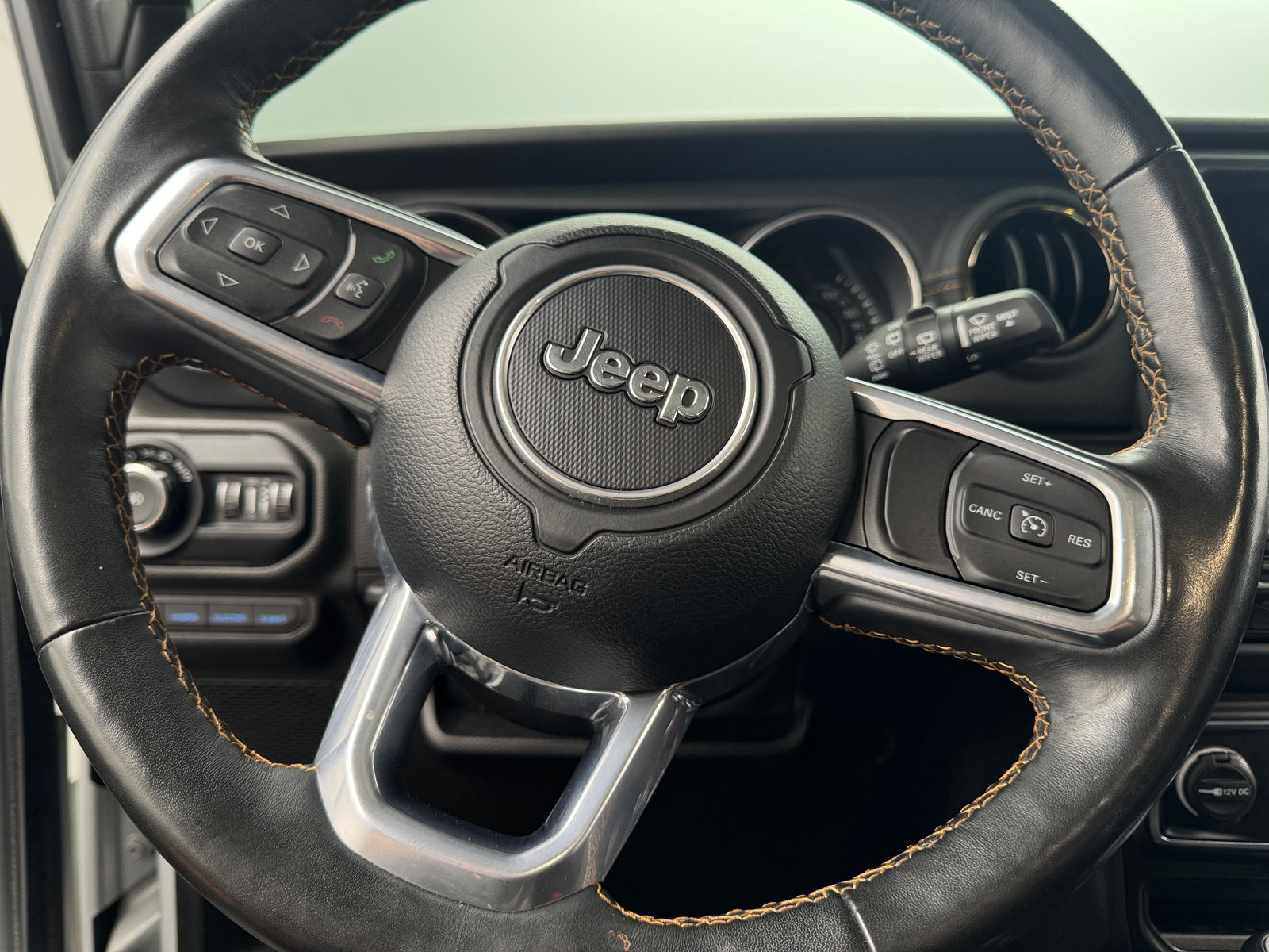 Thumbnail: 2022 Jeep Wrangler - 4
