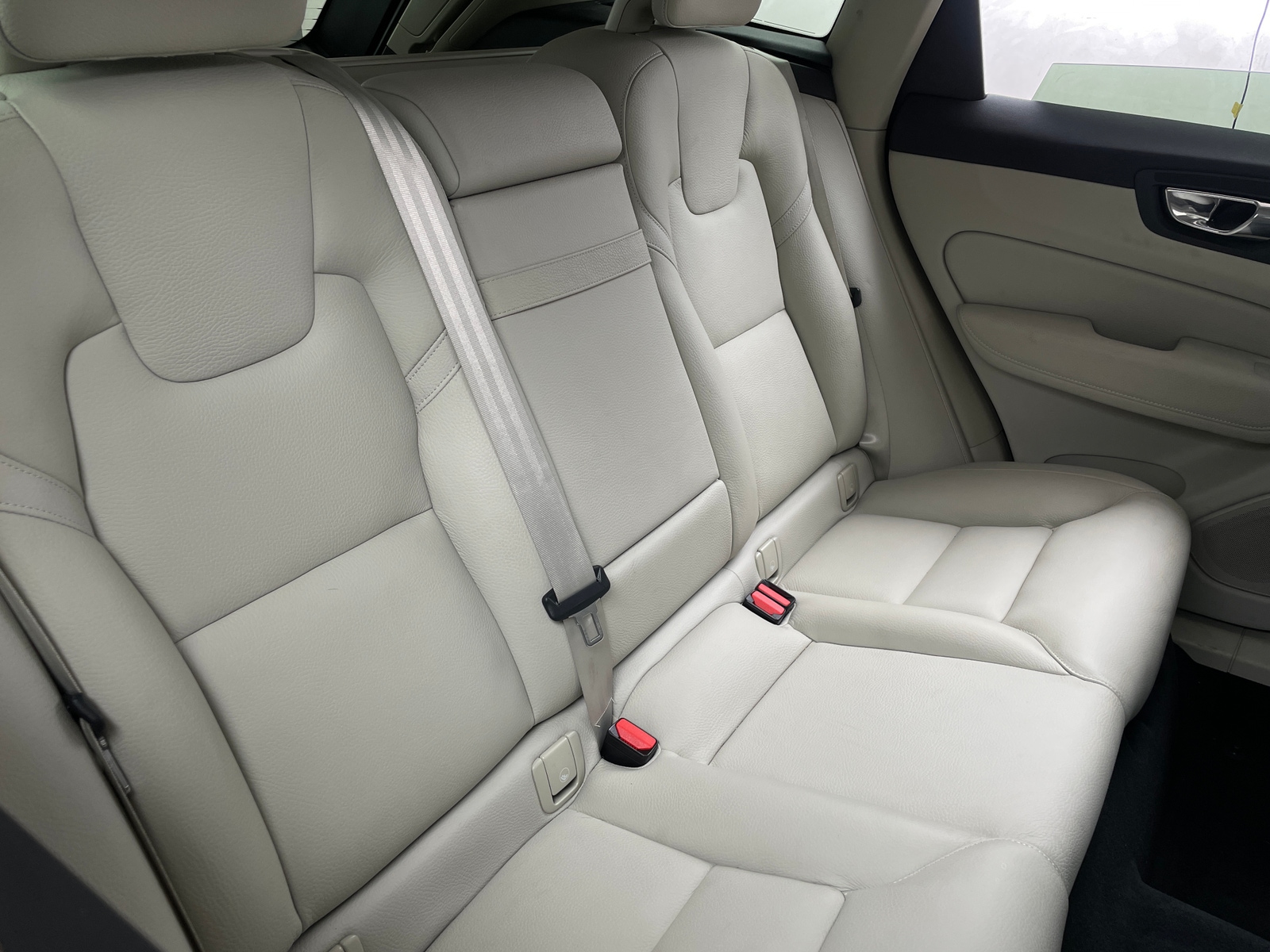 Thumbnail: 2019 Volvo XC60 - 5