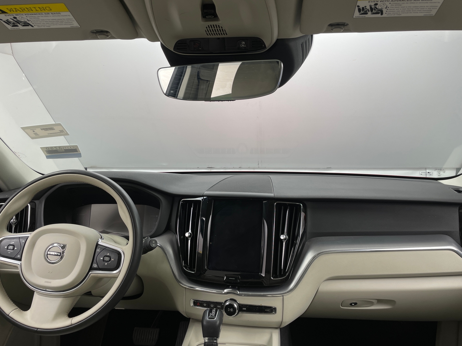 Thumbnail: 2019 Volvo XC60 - 2