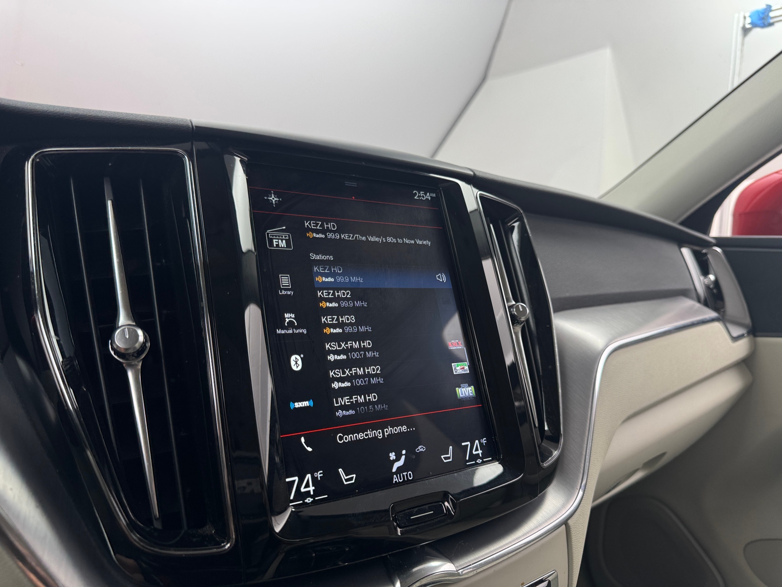Thumbnail: 2019 Volvo XC60 - 3