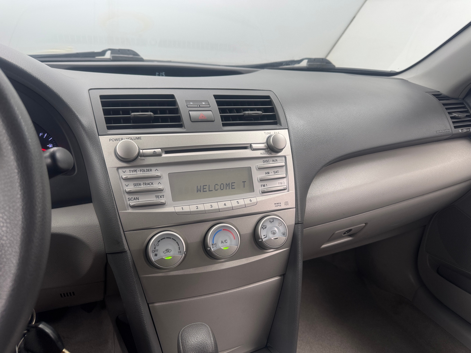 Thumbnail: 2011 Toyota Camry - 4