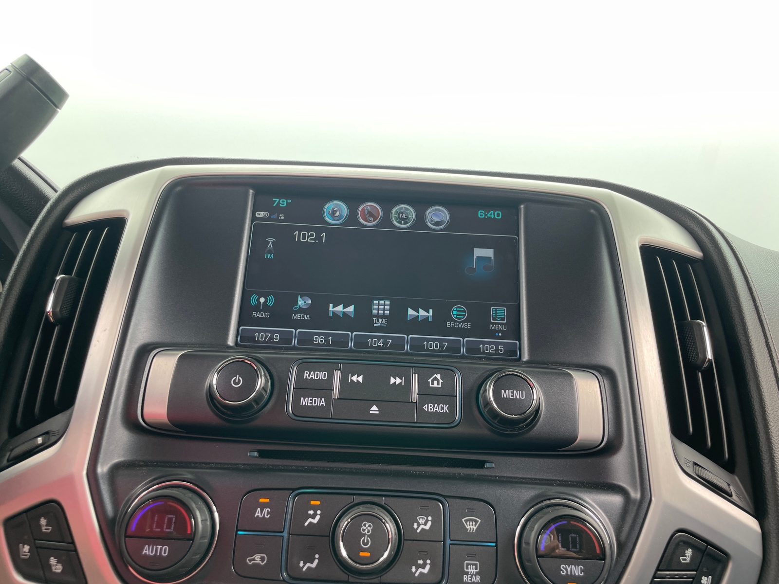 Thumbnail: 2018 GMC Sierra 1500 - 3