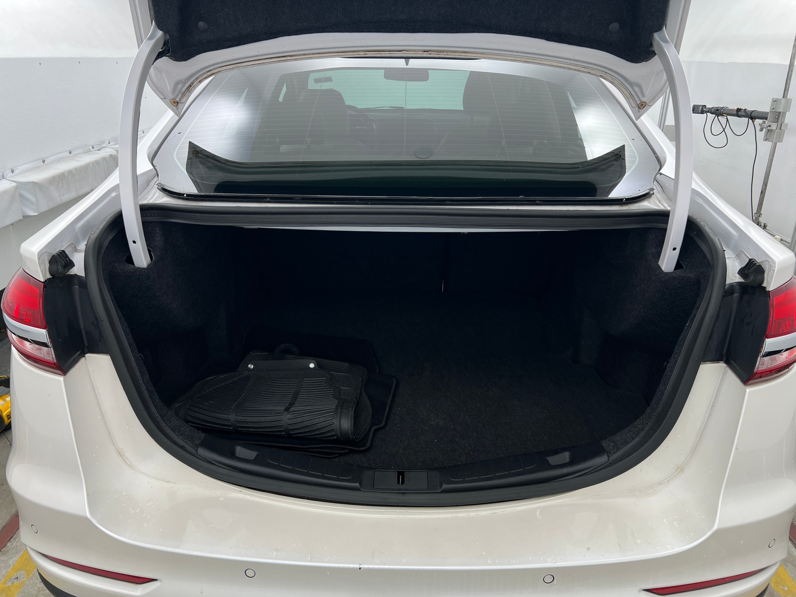 Thumbnail: 2019 Ford Fusion - 6