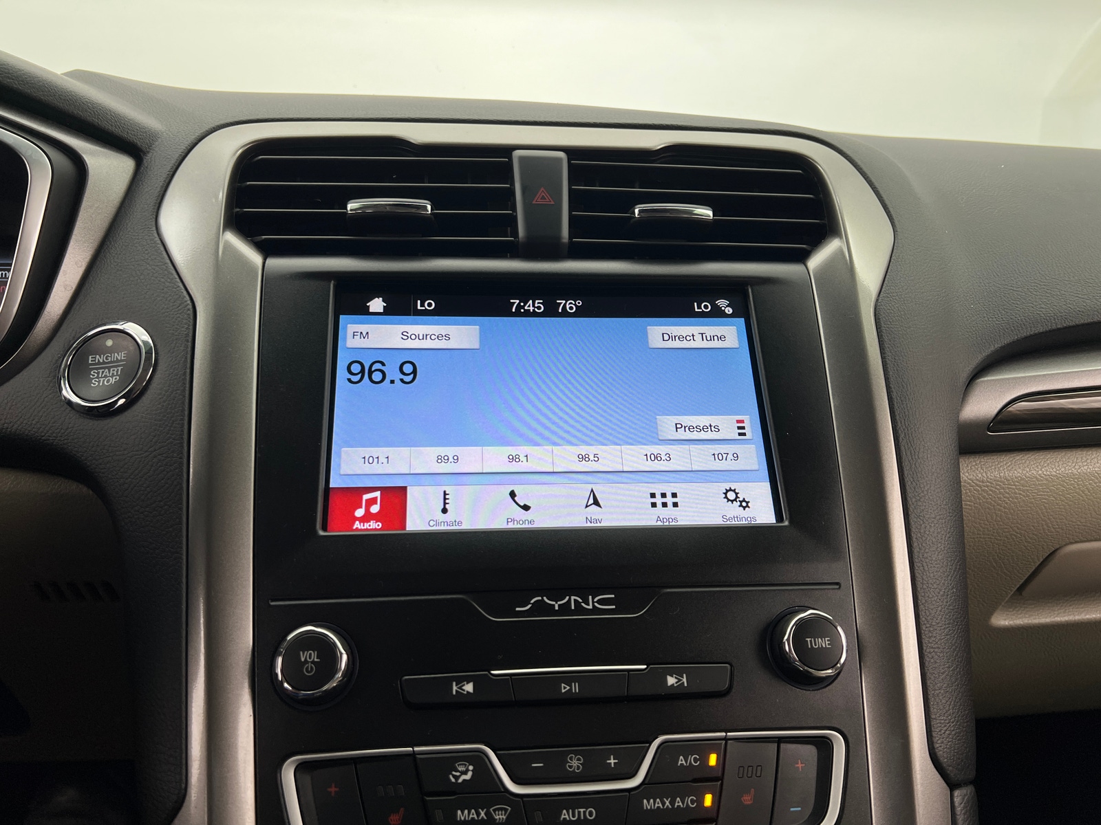 Thumbnail: 2019 Ford Fusion - 3