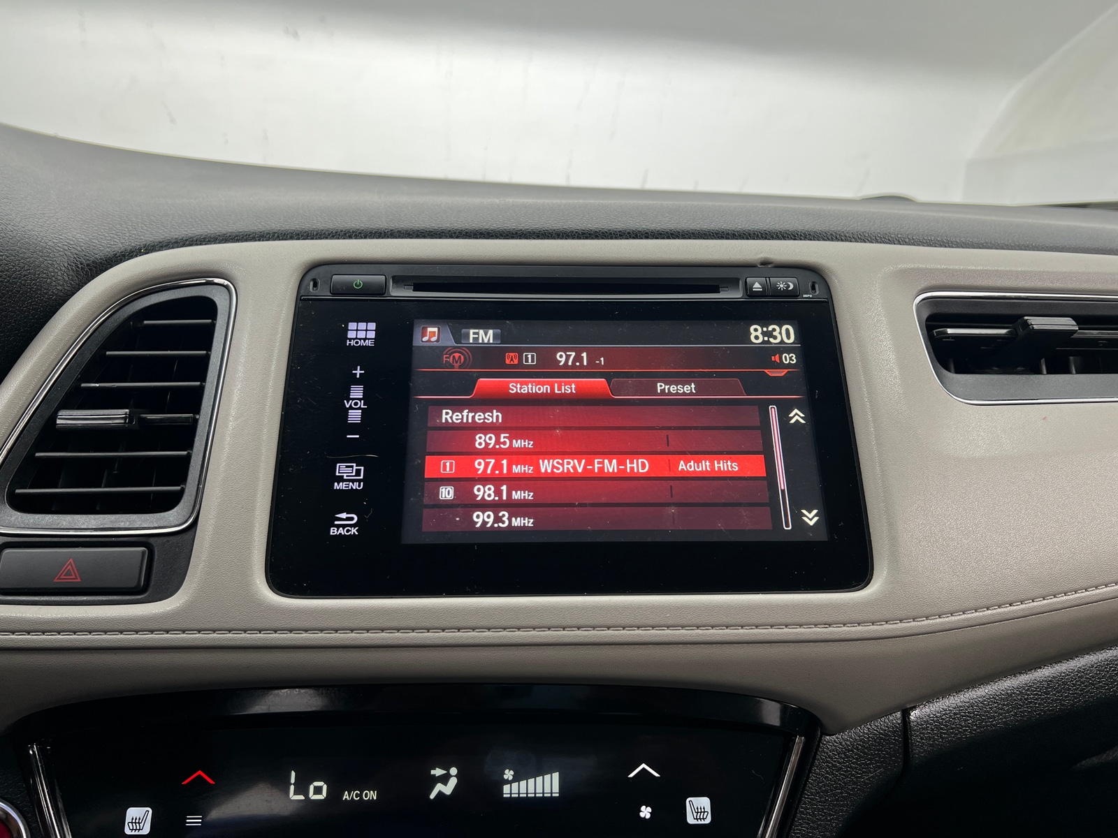 Thumbnail: 2016 Honda HR-V - 3