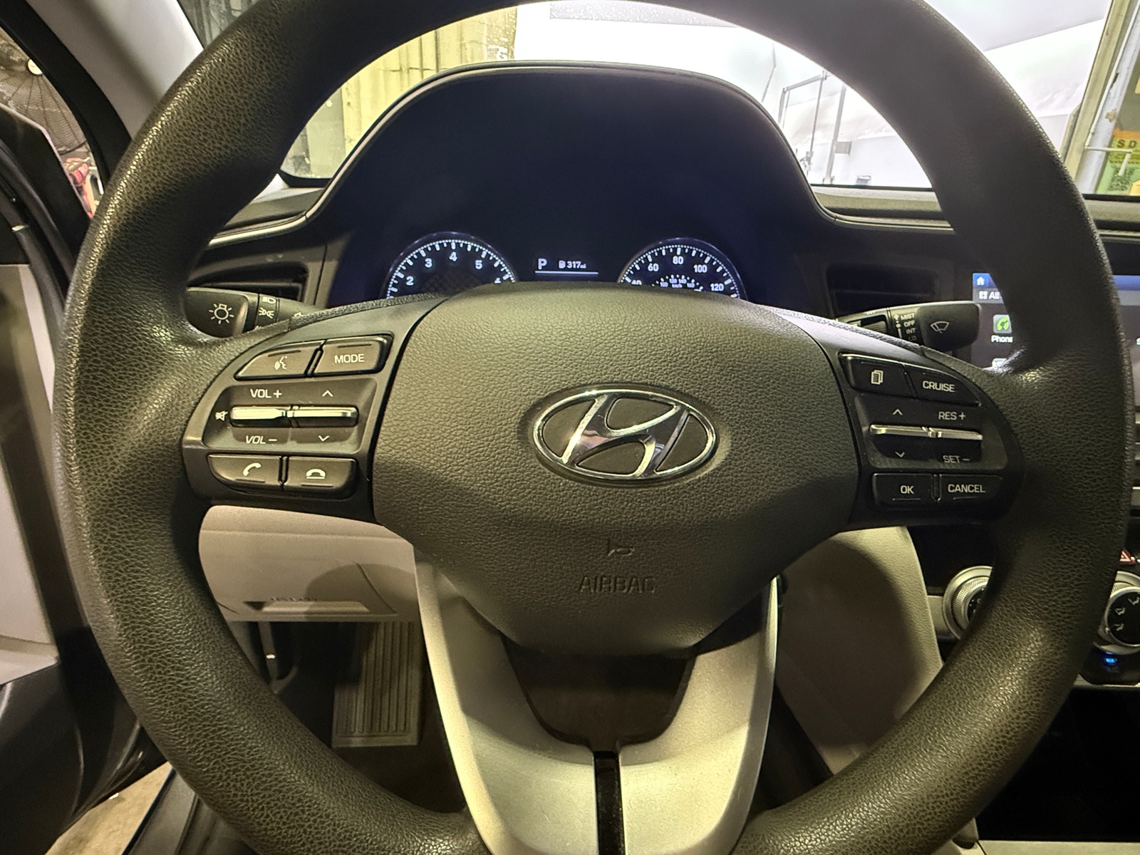 Thumbnail: 2019 Hyundai Elantra - 5