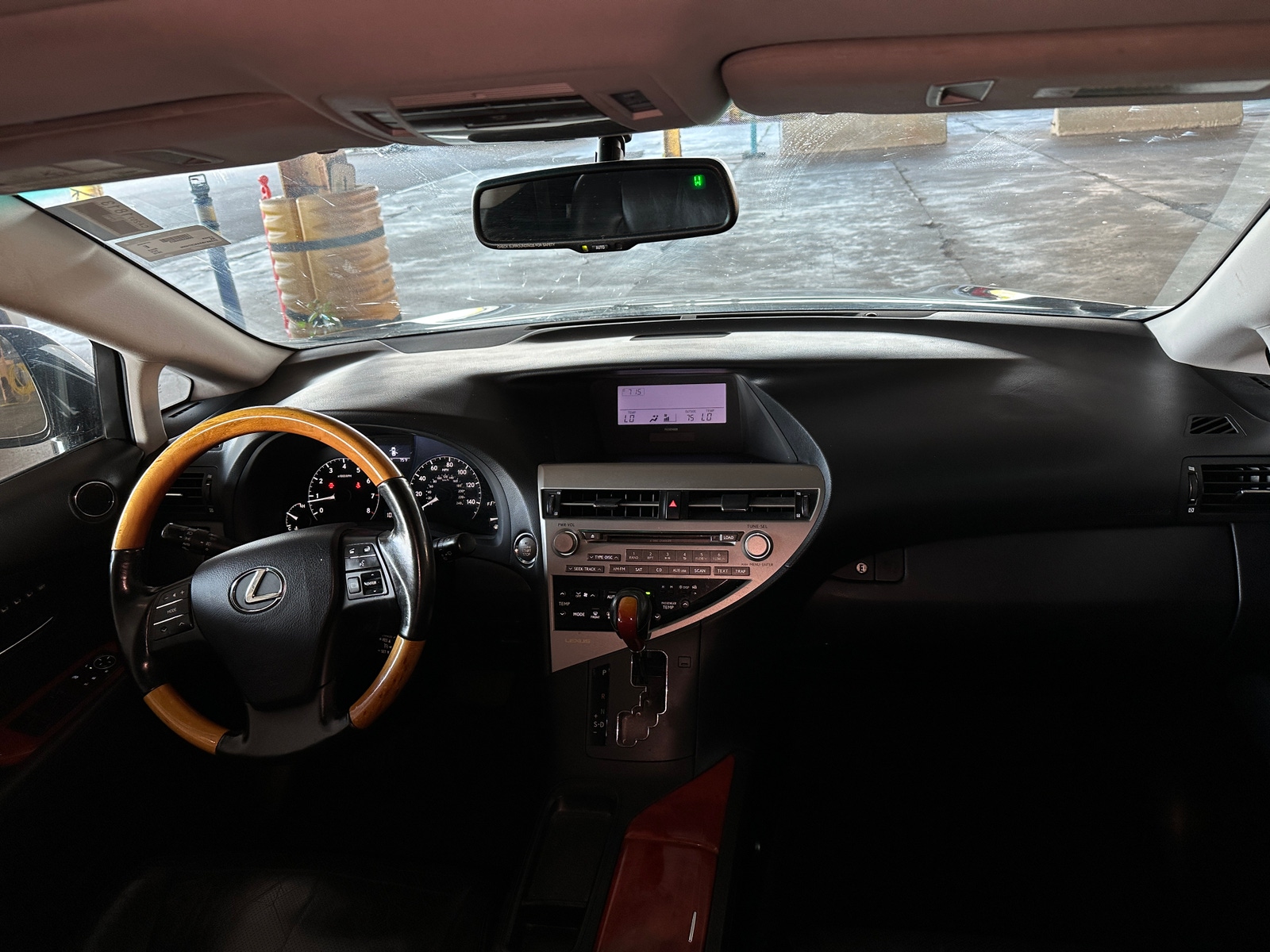 Thumbnail: 2010 Lexus RX - 3