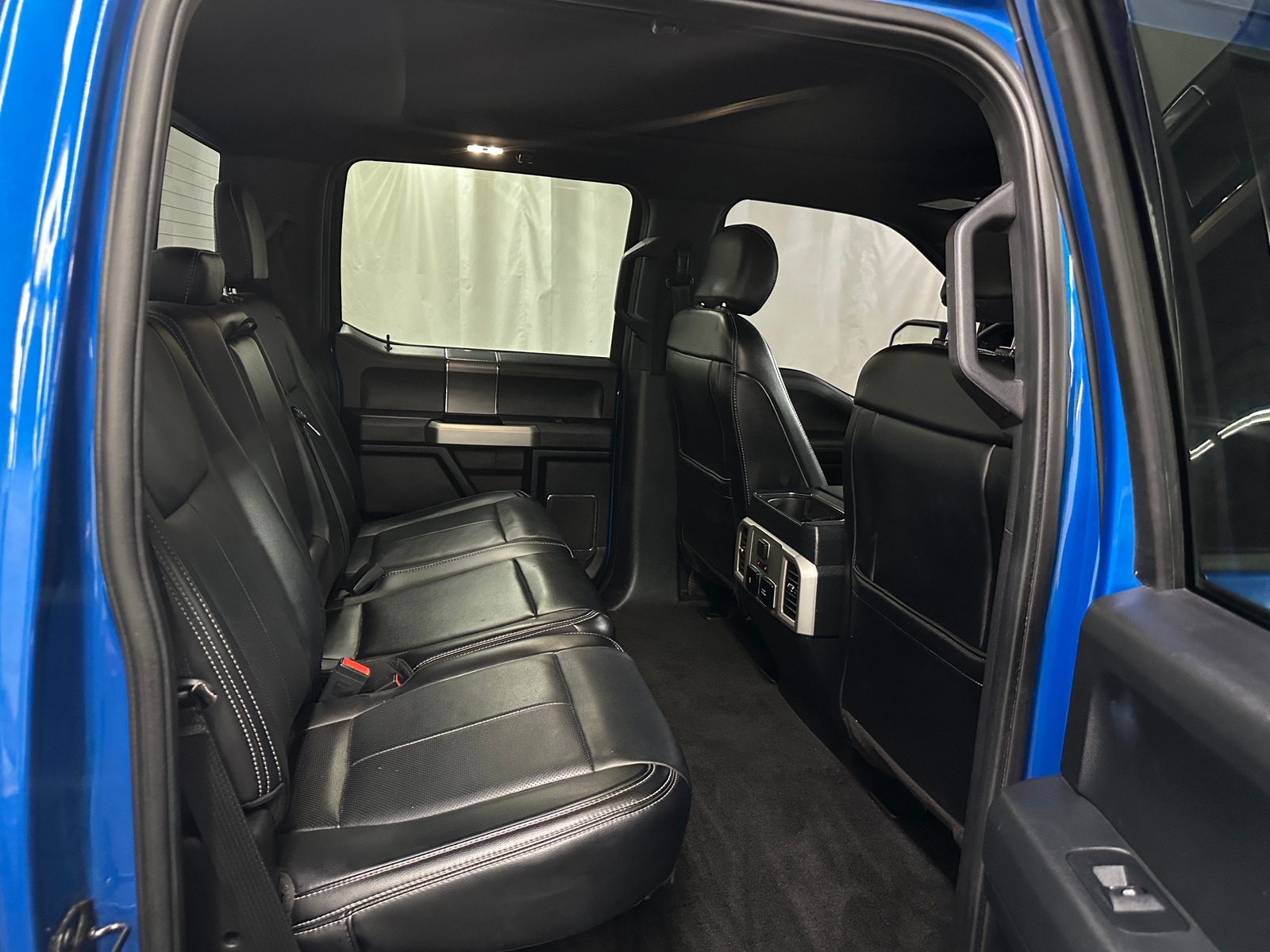 Thumbnail: 2019 Ford Econoline - 5