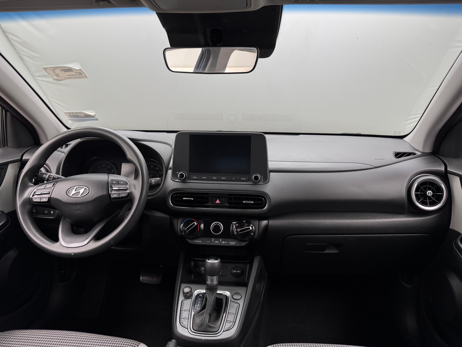 Thumbnail: 2022 Hyundai Kona - 3