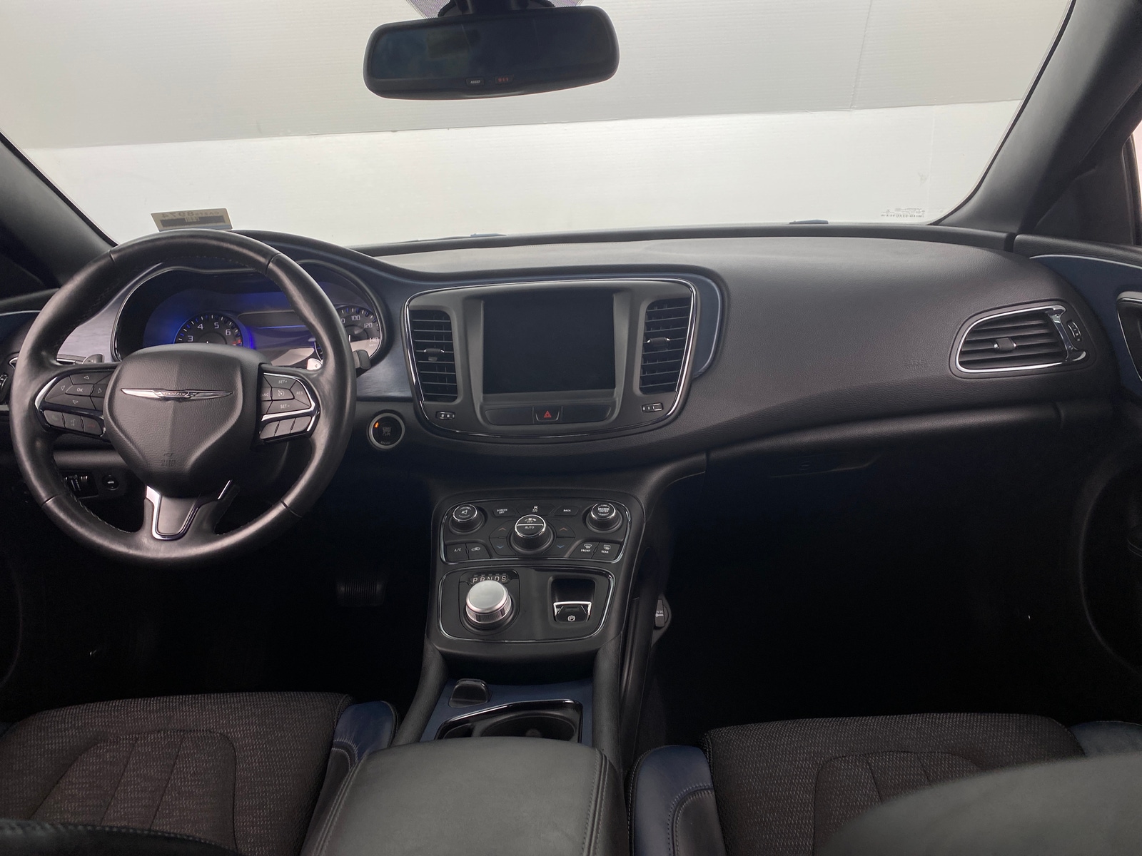 Thumbnail: 2015 Chrysler 200 - 3