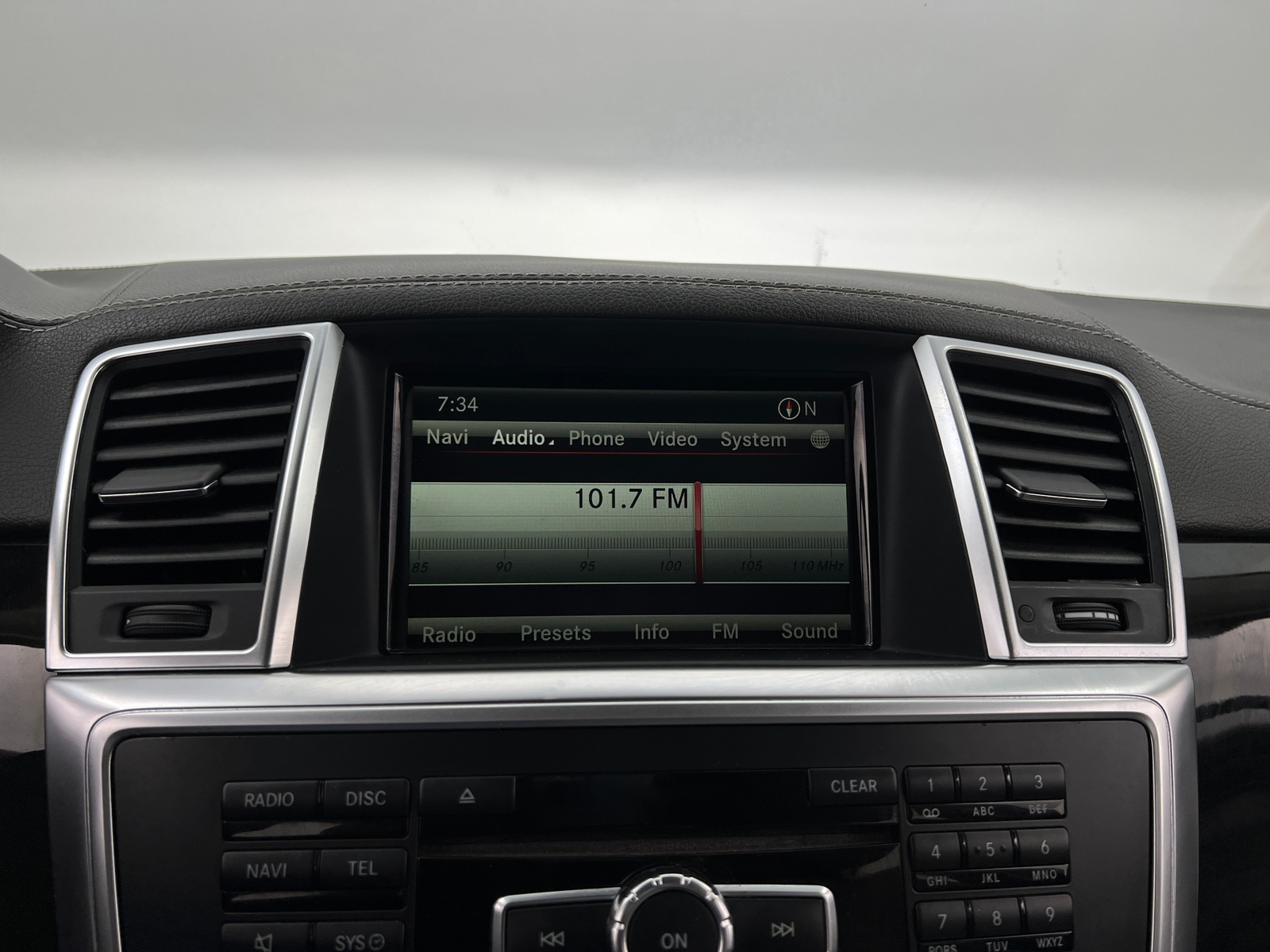 Thumbnail: 2015 Mercedes-Benz GL-Class - 3