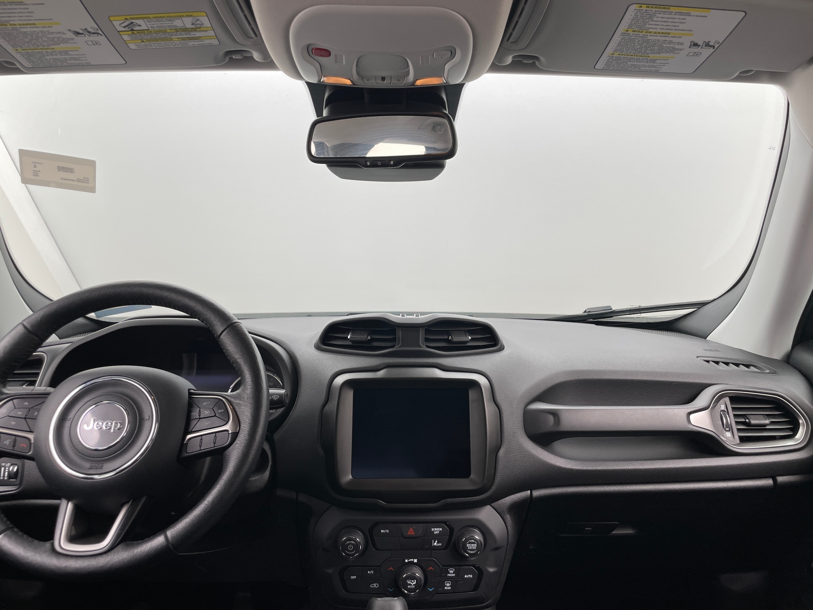 Thumbnail: 2022 Jeep Renegade - 3