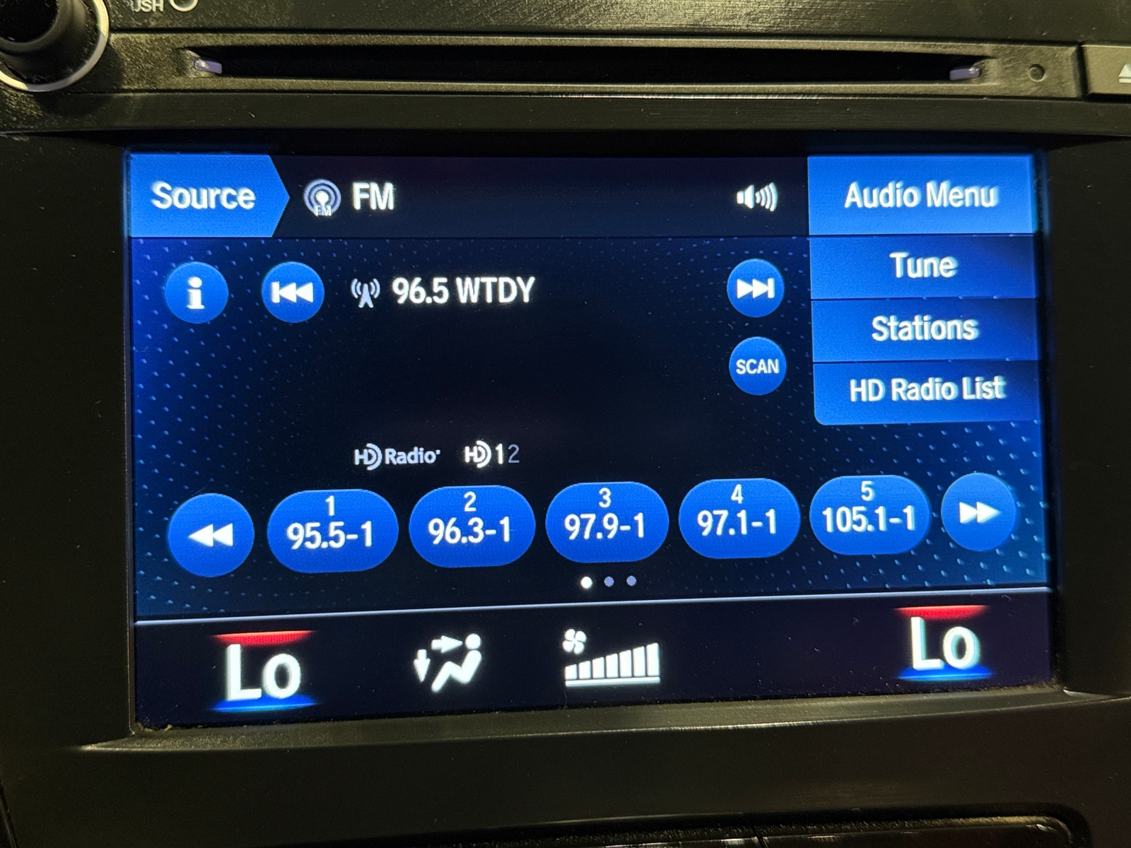 Thumbnail: 2019 Acura ILX - 3