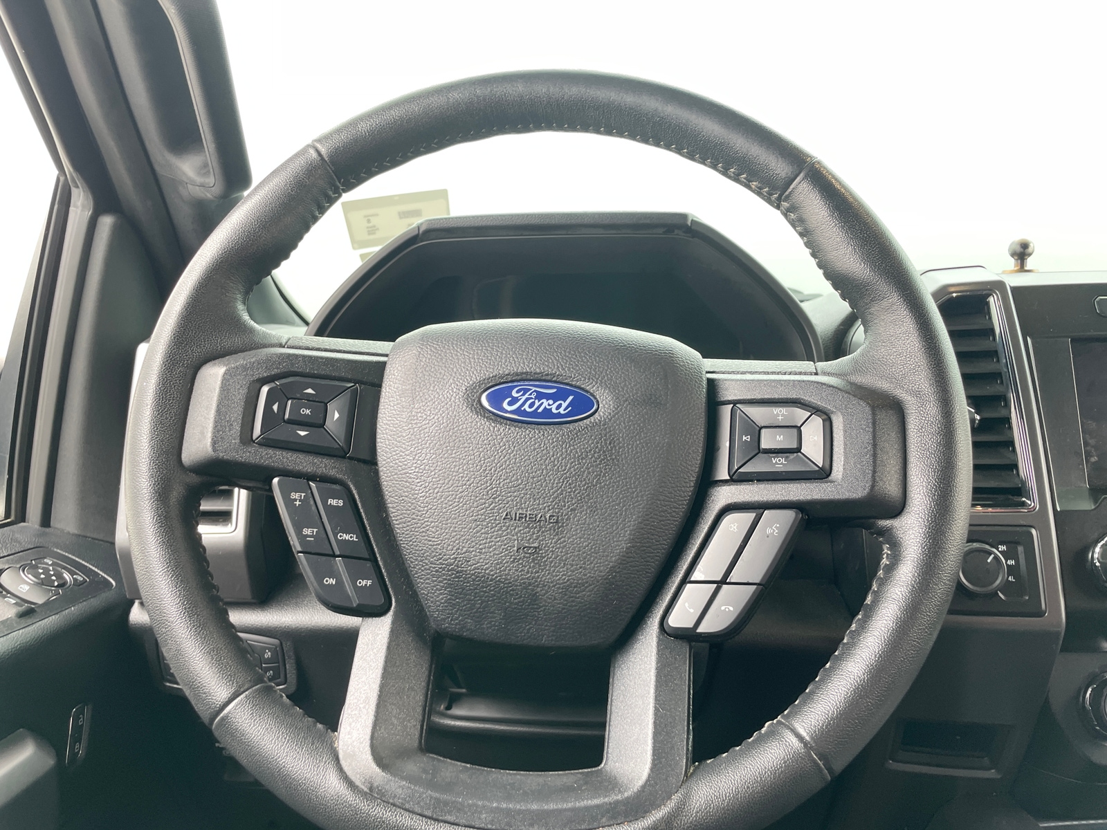 Thumbnail: 2020 Ford Econoline - 5