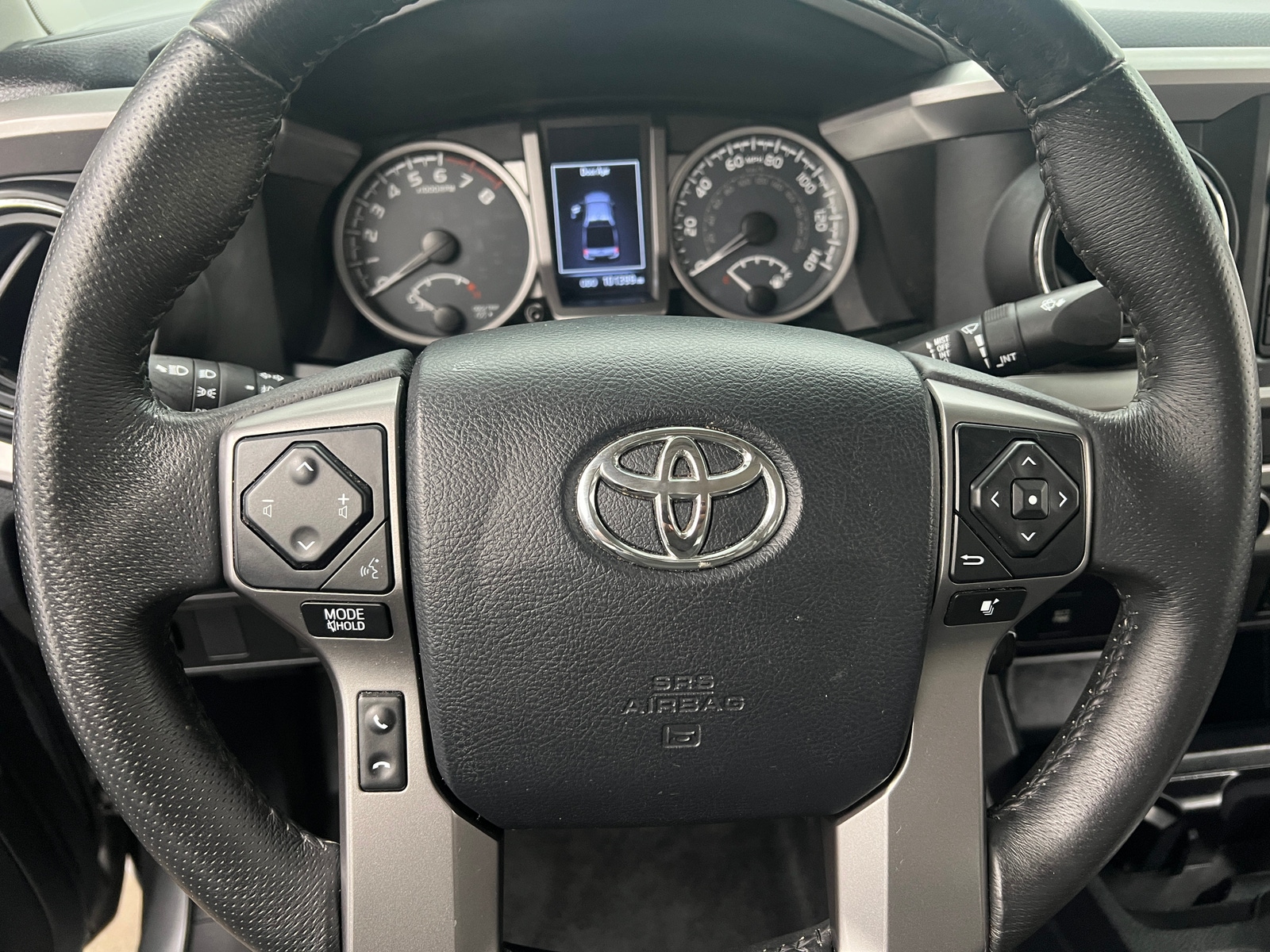 Thumbnail: 2017 Toyota Tacoma - 5