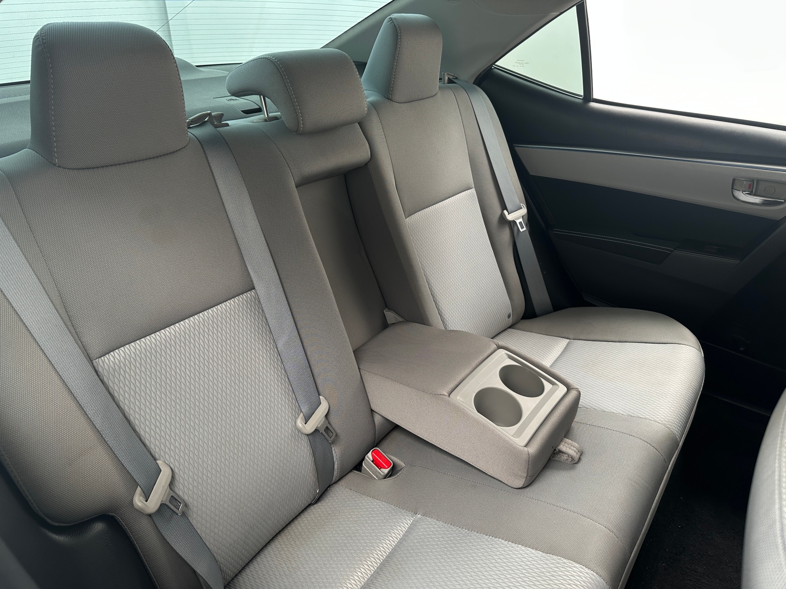 Thumbnail: 2016 Toyota Corolla - 6