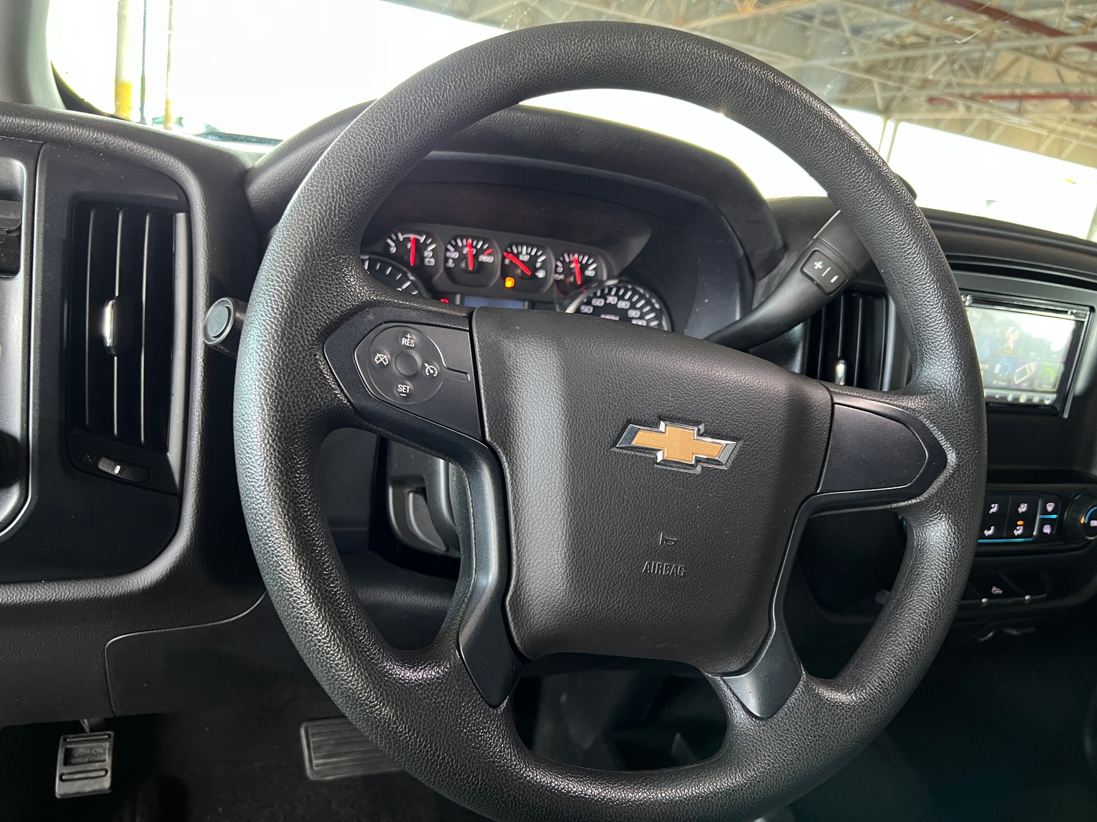 Thumbnail: 2018 Chevrolet Silverado 1500 - 4
