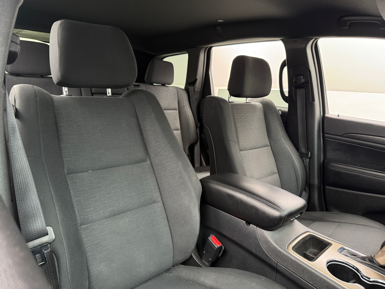 Thumbnail: 2016 Jeep Grand Cherokee - 2