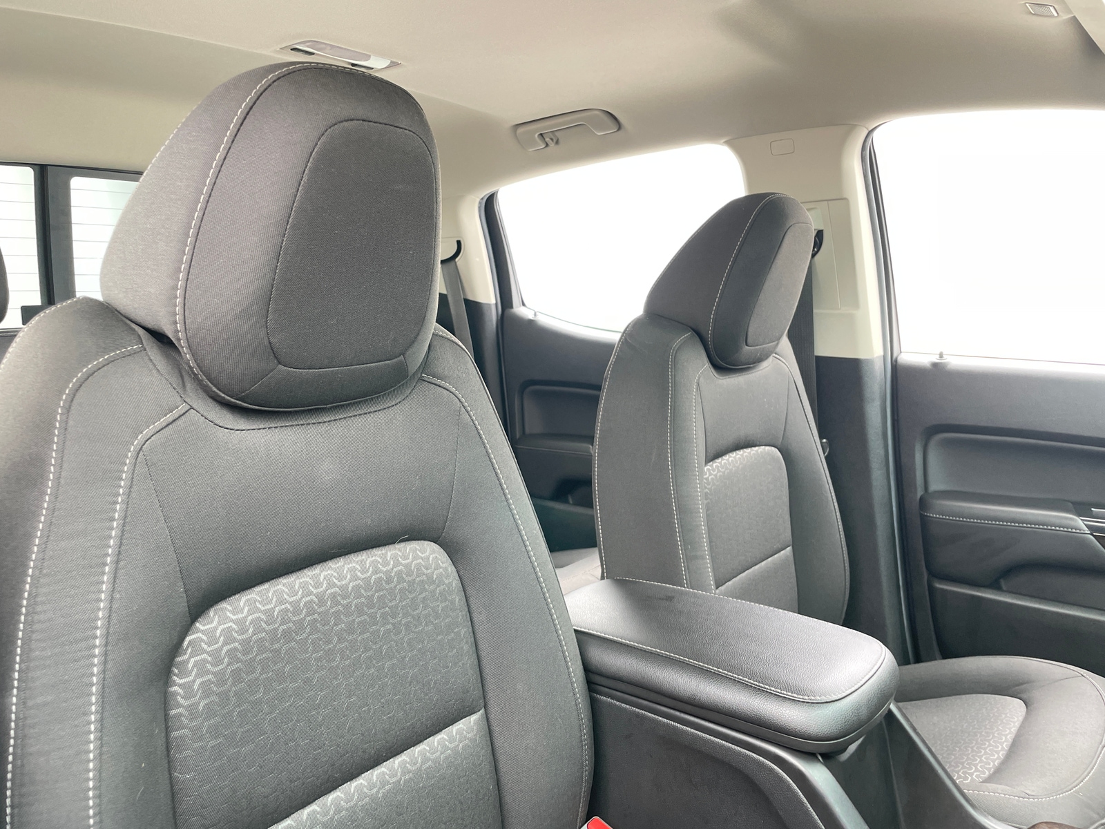 Thumbnail: 2018 GMC Canyon - 2