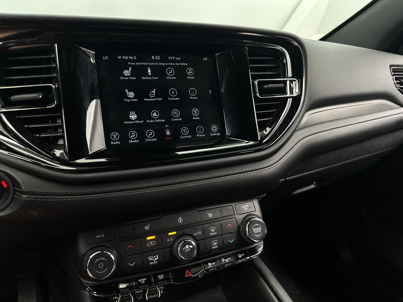 Thumbnail: 2022 Dodge Durango - 3