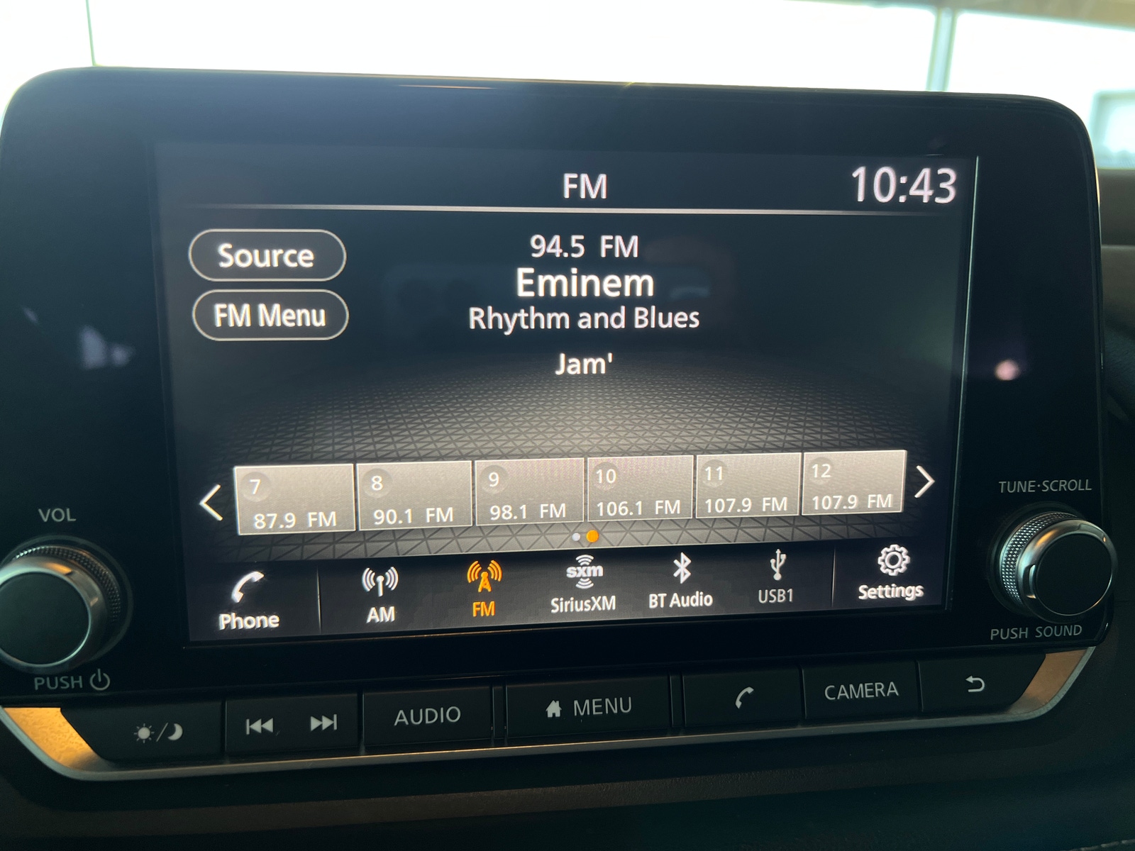 Thumbnail: 2021 Nissan Rogue - 4