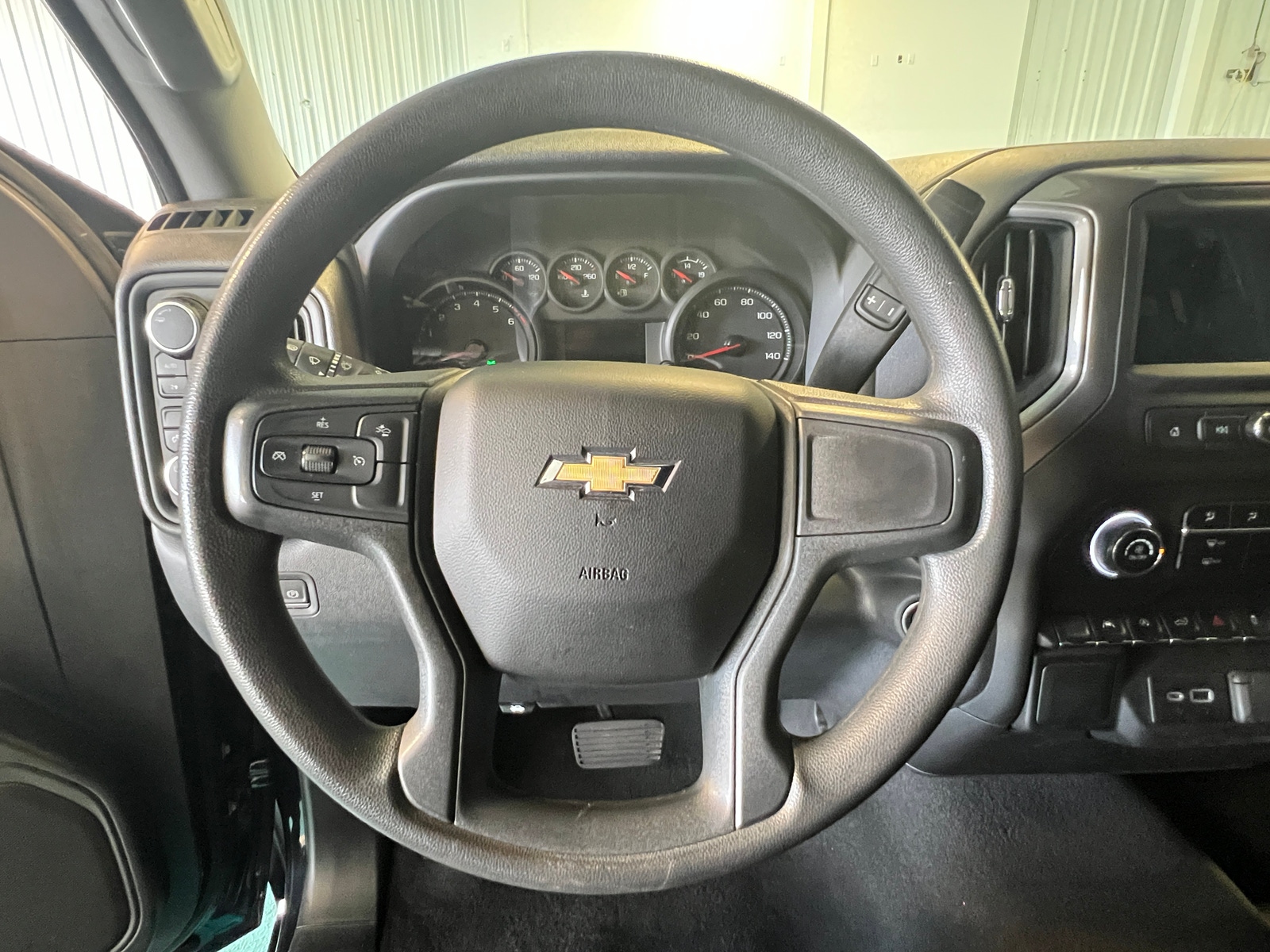 Thumbnail: 2023 Chevrolet Silverado 1500 - 5