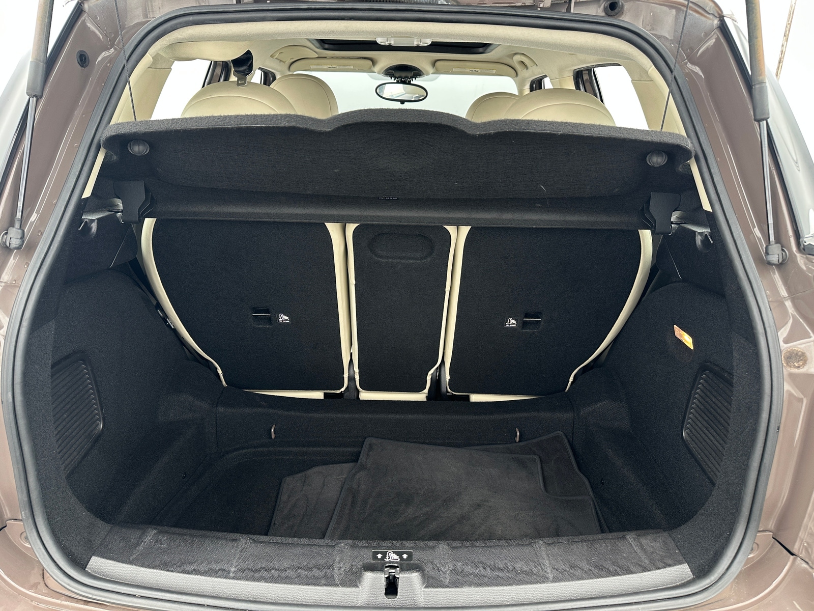Thumbnail: 2014 MINI Cooper Countryman - 7