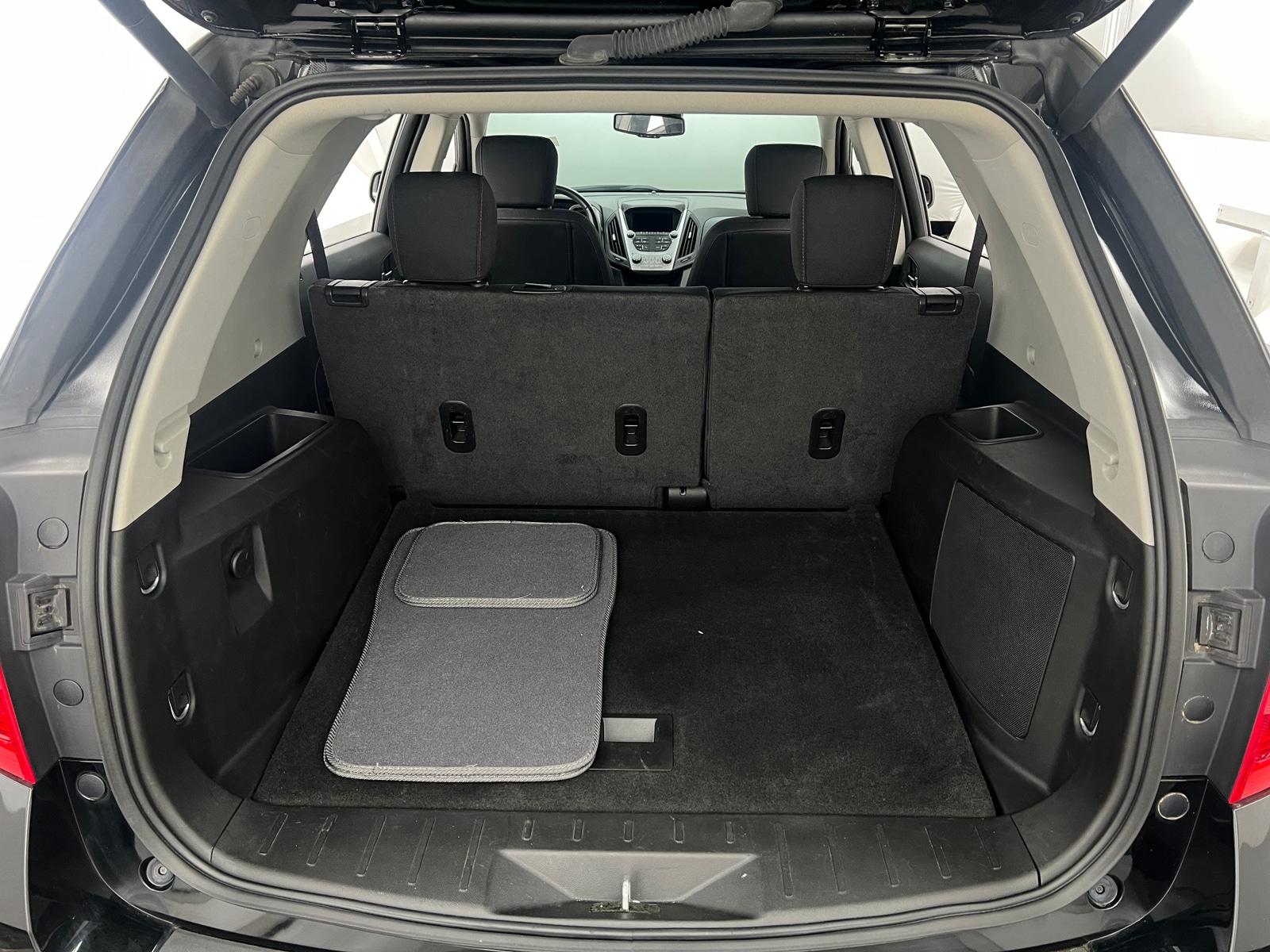 Thumbnail: 2017 Chevrolet Equinox - 7