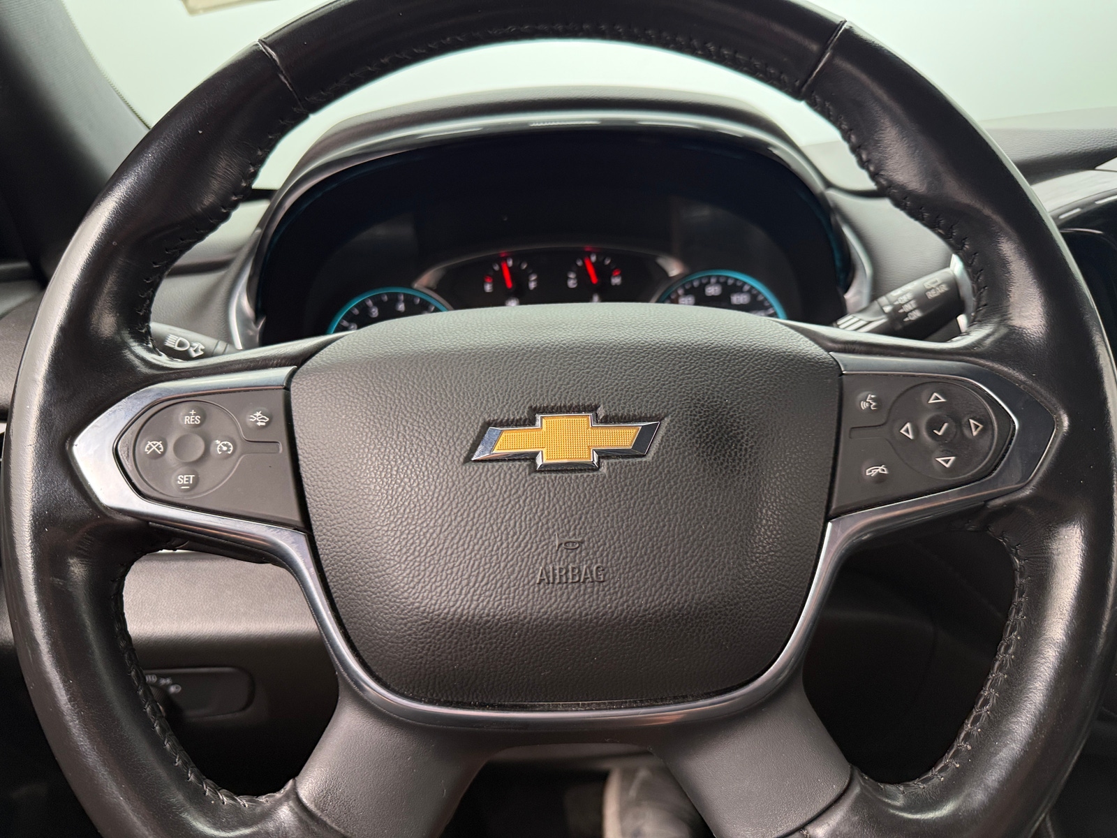 Thumbnail: 2022 Chevrolet Traverse - 5